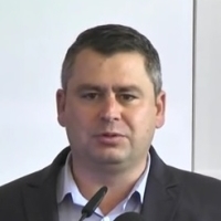  Юлиян Добрев